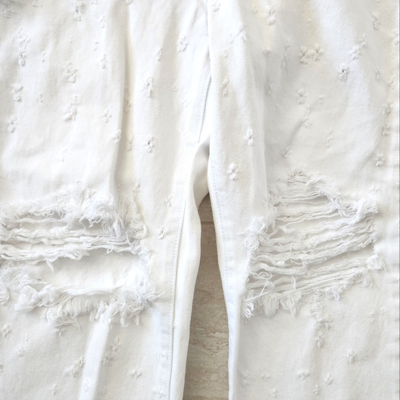 Carmar White distressed cropped Jeans sz 26 - Picture 3 of 6